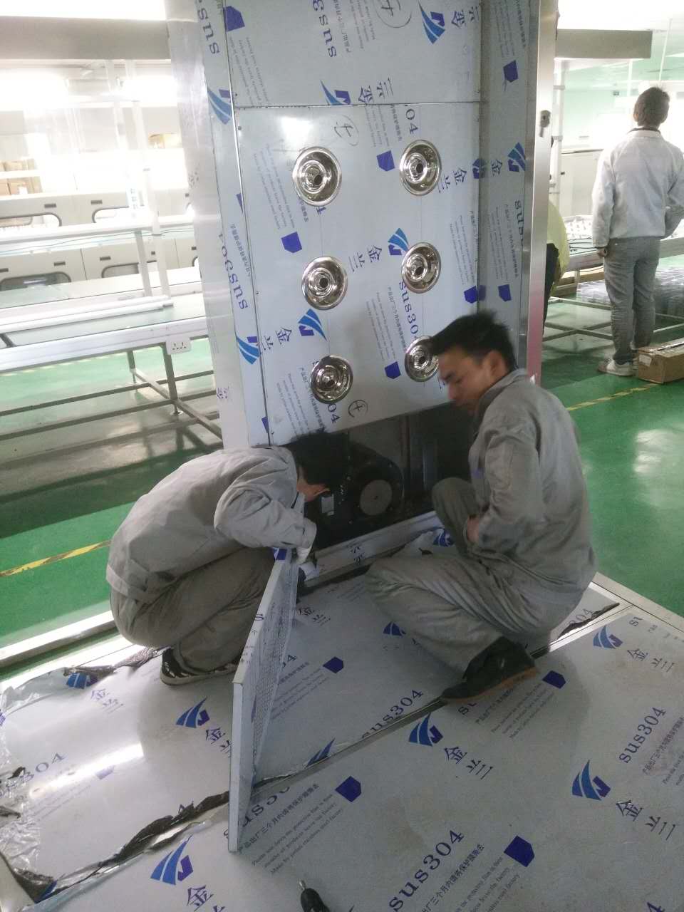 1800*2000*2200手动门不锈钢货物风淋室
